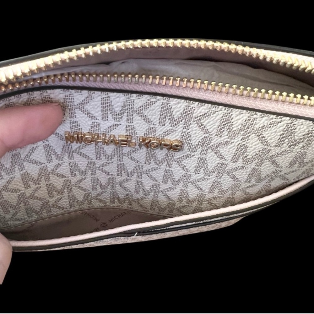 Michael Kors Jet Set Travel Medium Logo Dome Signature MK Powder Blush Pink - Picture 9 of 16